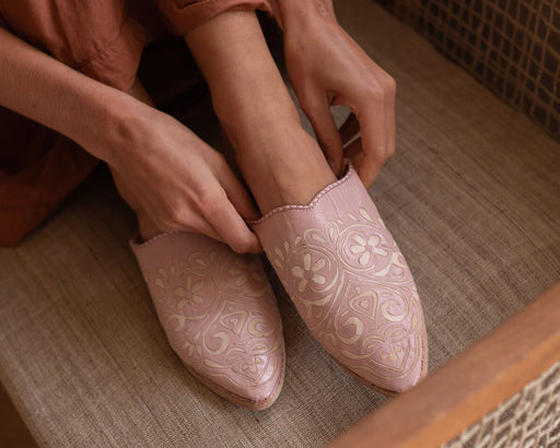 Women's pink leather babouche slippers