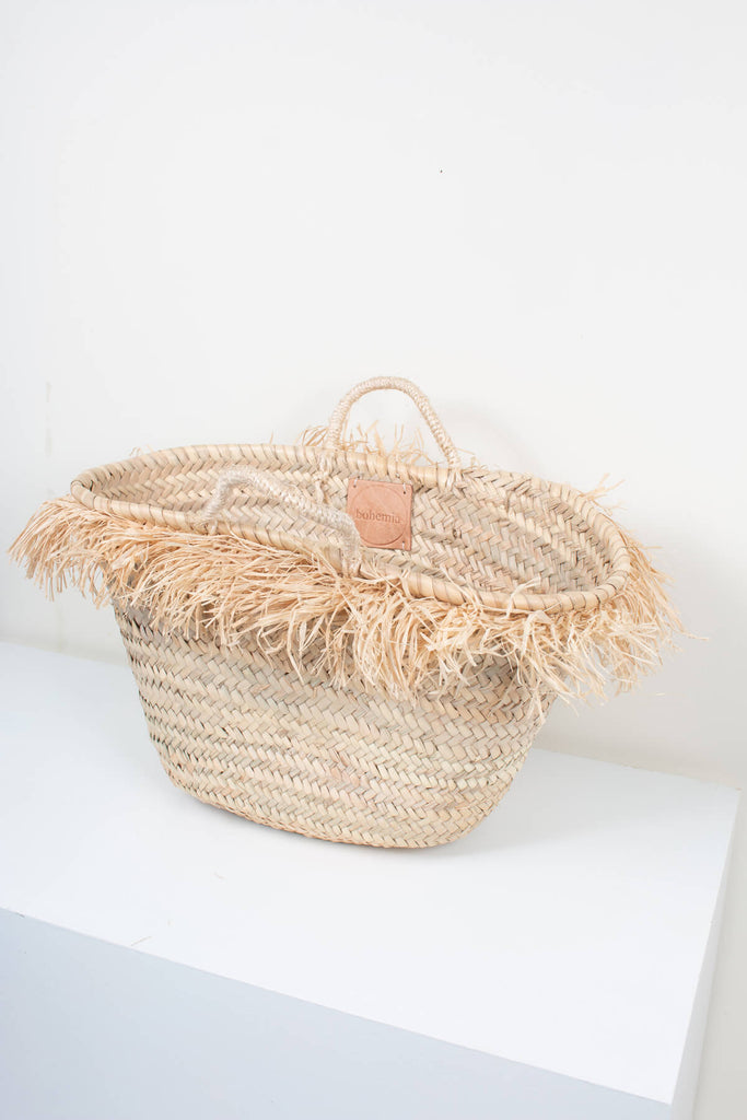 Small Raffia tassel basket handmade with natural raffia tassels