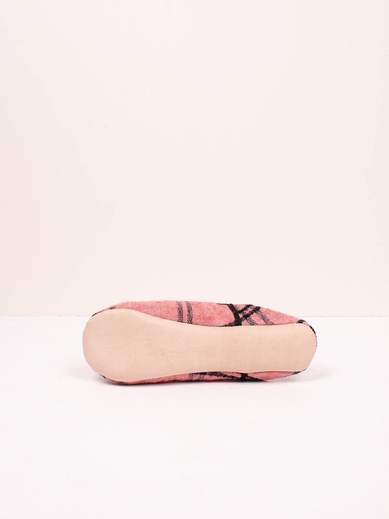 Bottom of Bohemia Design Moroccan Babouche Boujad Slippers in vintage rose check pattern