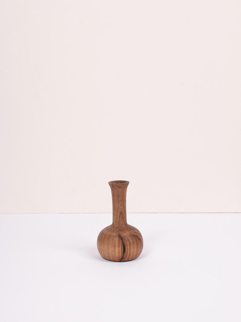 Medium wooden vase by Bohemia Design