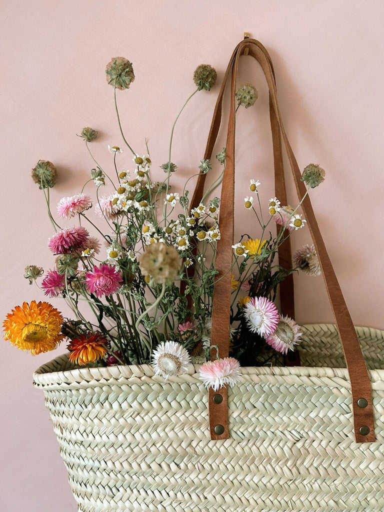 Valencia shopper basket filled with dried flowers
