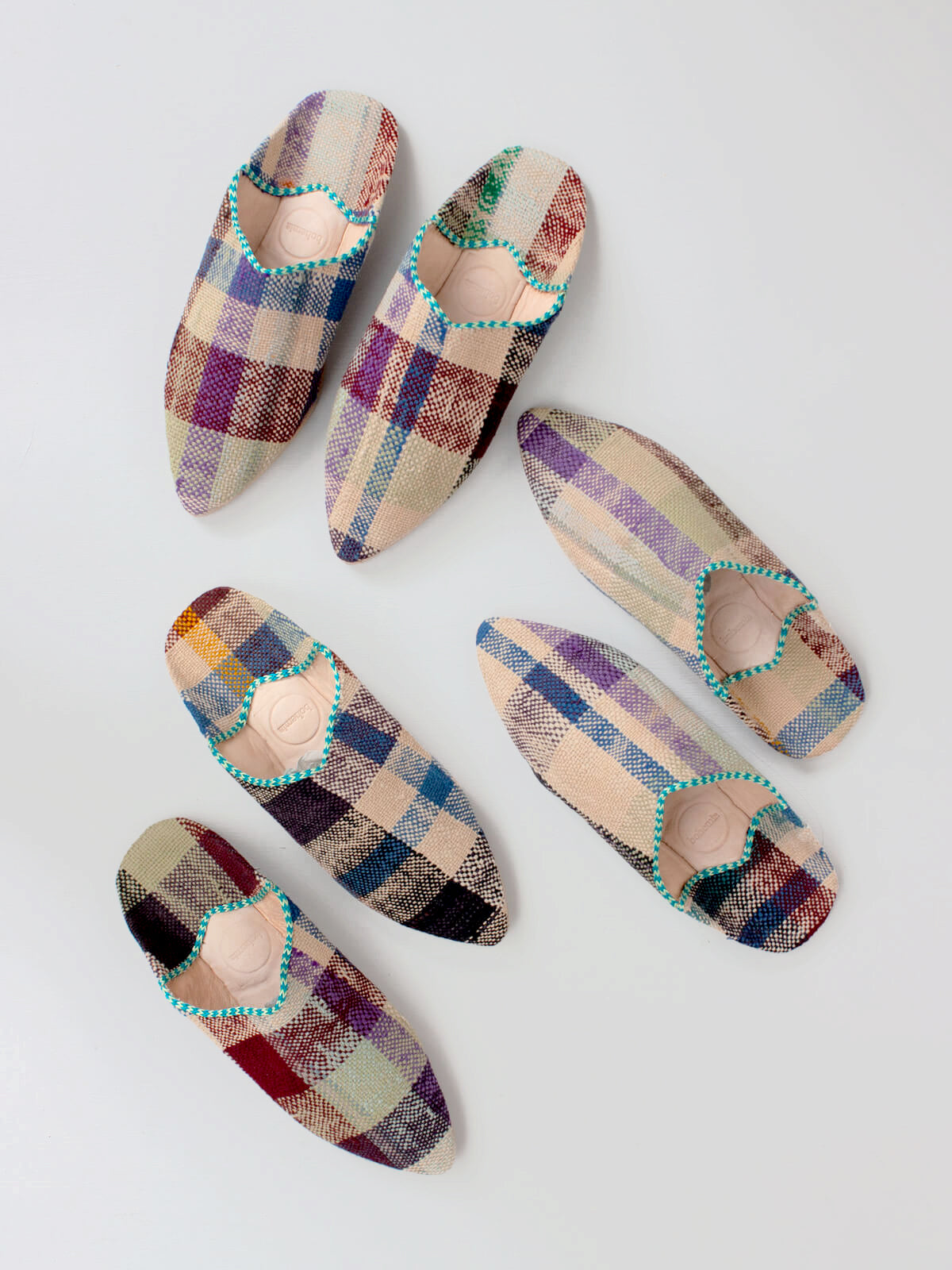 Moroccan Boujad Pointed Babouche Slippers, Natural Check