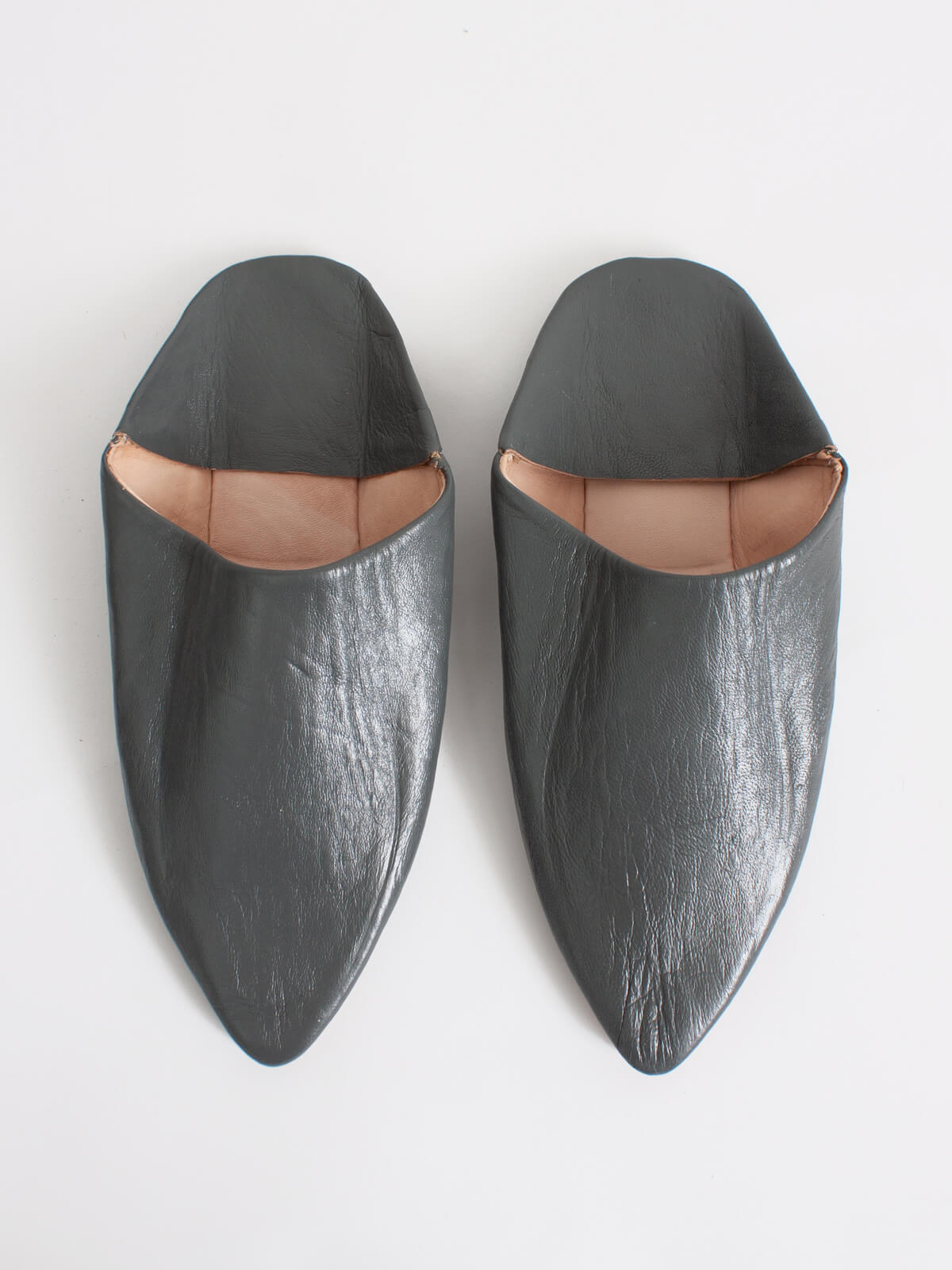 Moroccan Classic Pointed Babouche Slippers, Charcoal