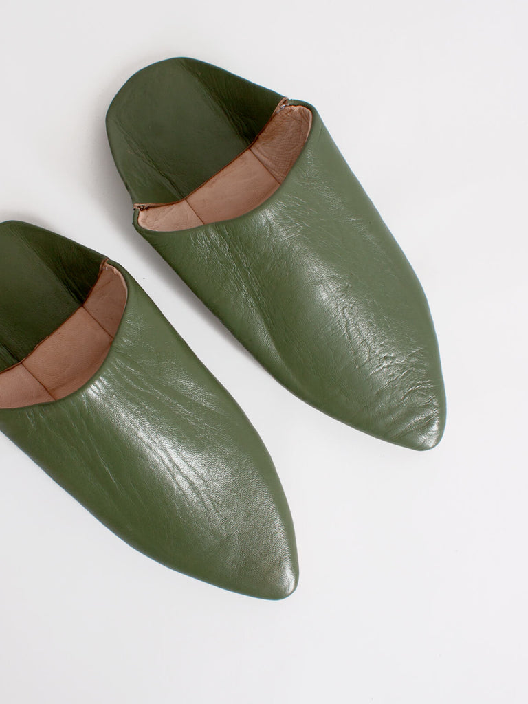 Moroccan Classic Pointed Babouche Slippers, Olive - Bohemia Design