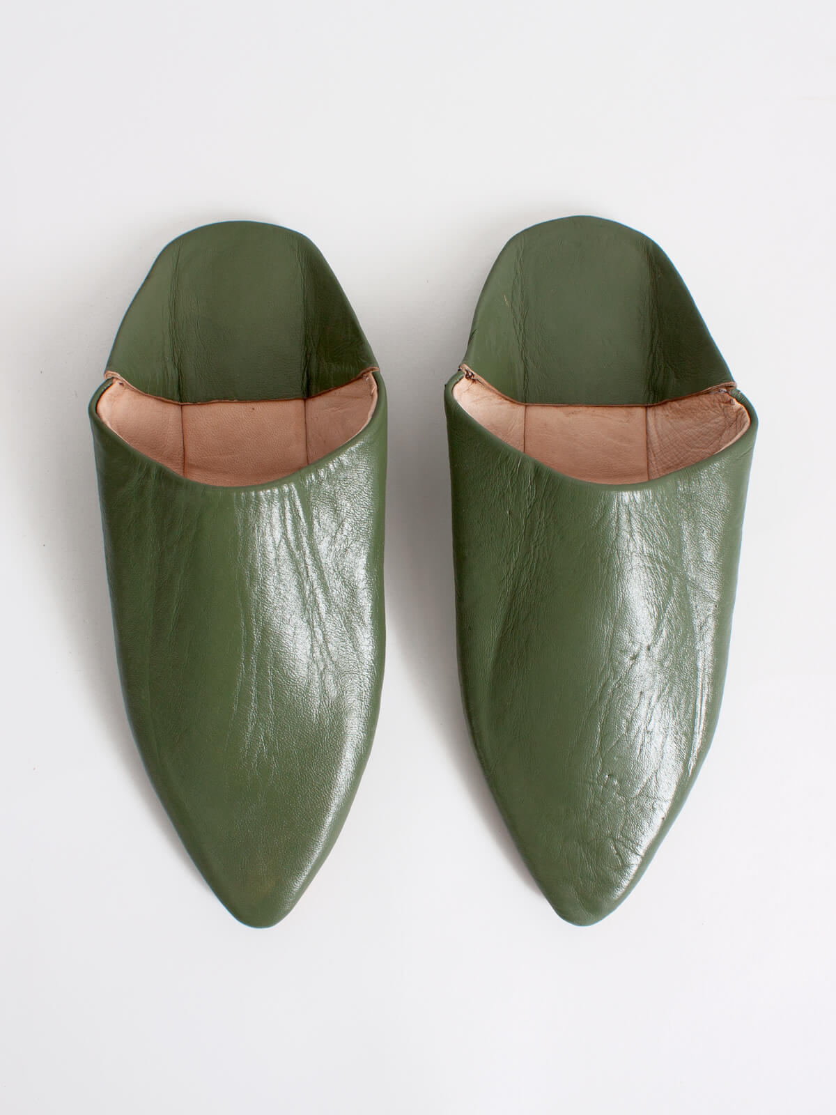 Moroccan Classic Pointed Babouche Slippers, Olive