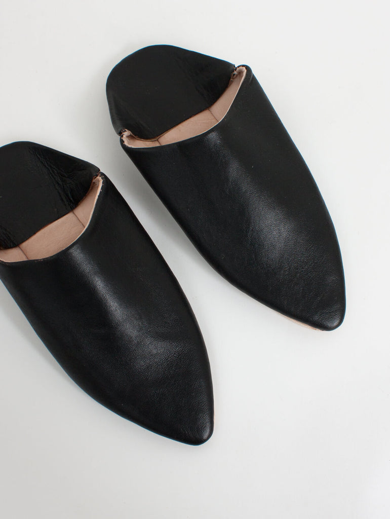Moroccan Classic Pointed Babouche Slippers, Black - Bohemia Design
