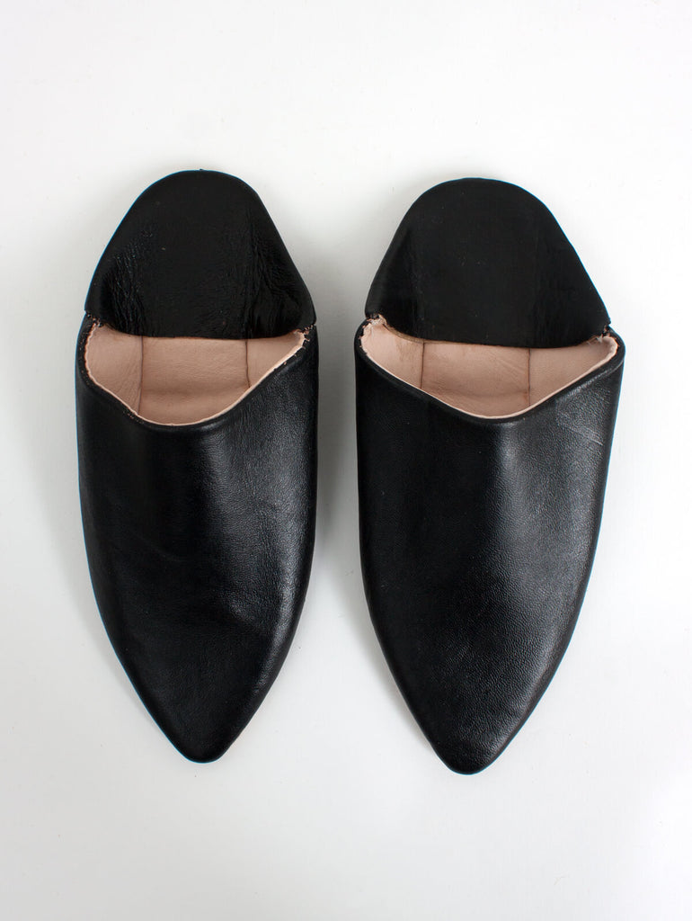 Moroccan Classic Pointed Babouche Slippers, Black - Bohemia Design