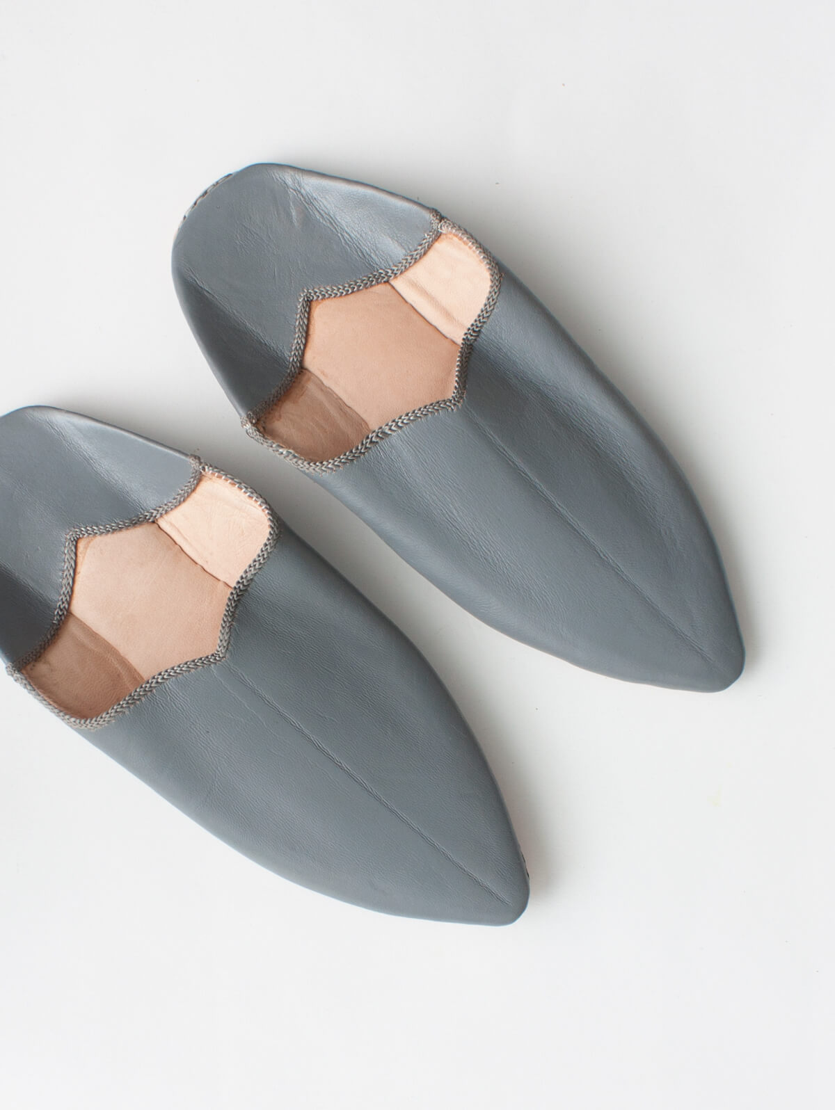 Moroccan Plain Pointed Babouche Slippers, Grey