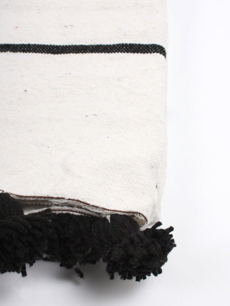 Tassel Pom Pom Blanket, White and Black - Bohemia Design